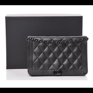 🦄So black Chanel WOC🦄